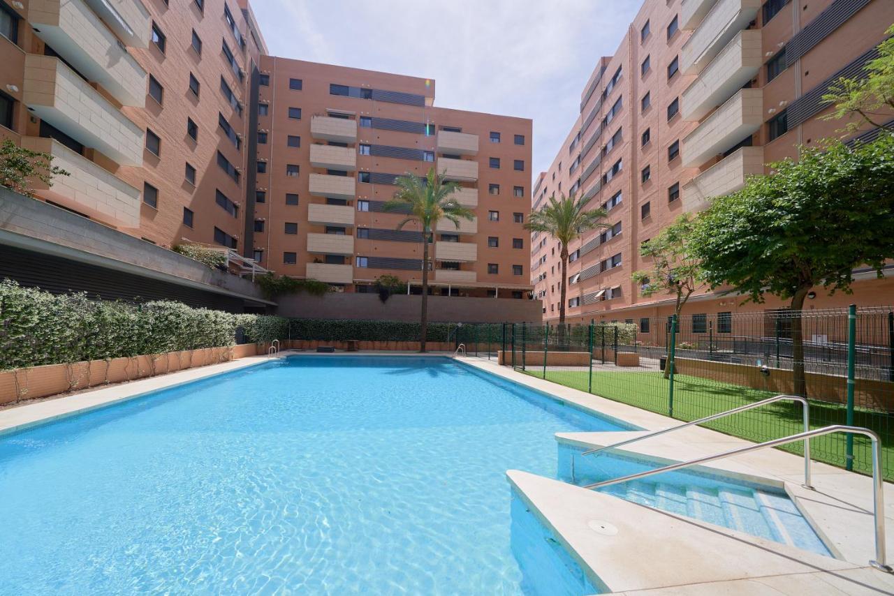 Alterhome Apartamento Con Piscina Maria Zambrano Málaga Exterior foto